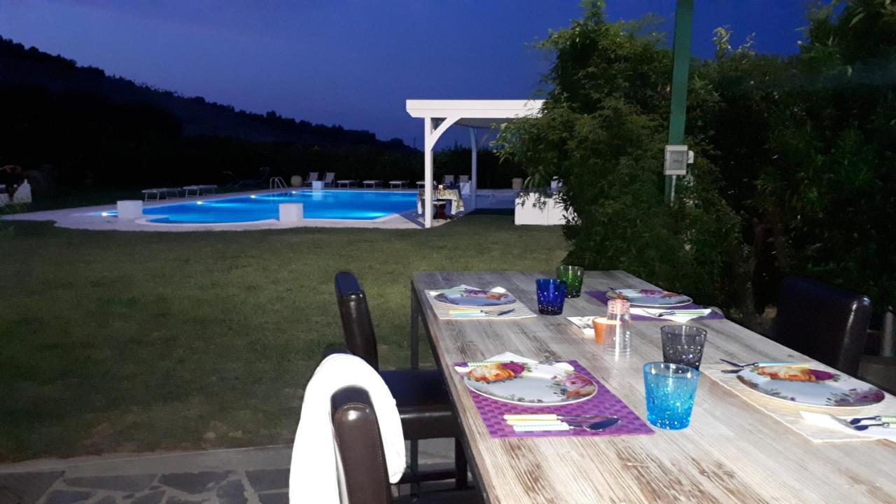 Agriturismo Trappeto Vecchio San Demetrio Corone ภายนอก รูปภาพ
