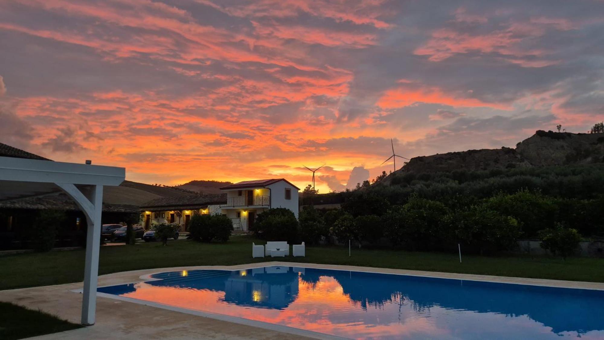 Agriturismo Trappeto Vecchio San Demetrio Corone ภายนอก รูปภาพ