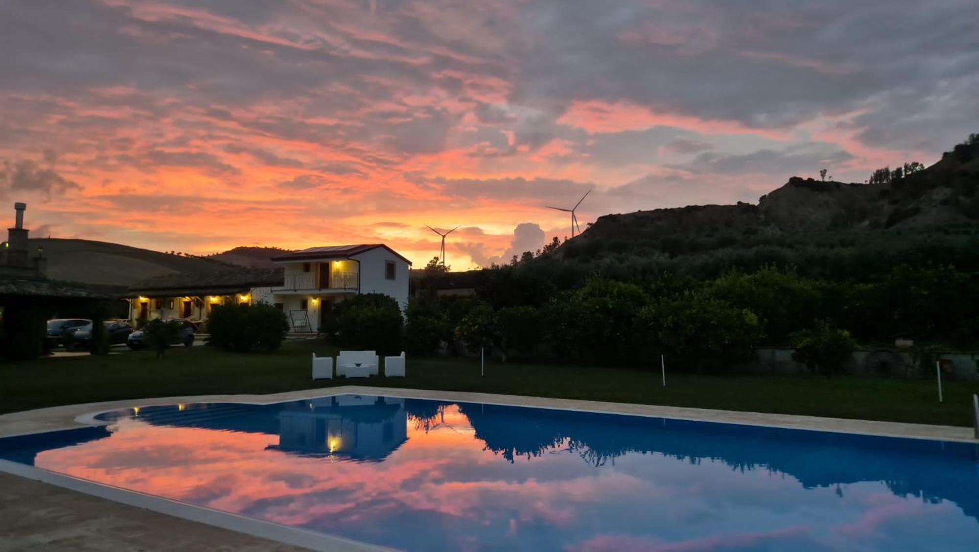 Agriturismo Trappeto Vecchio San Demetrio Corone ภายนอก รูปภาพ